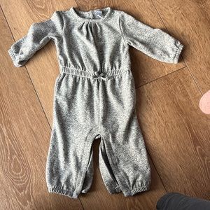 Old Navy Romper - 6-12 month